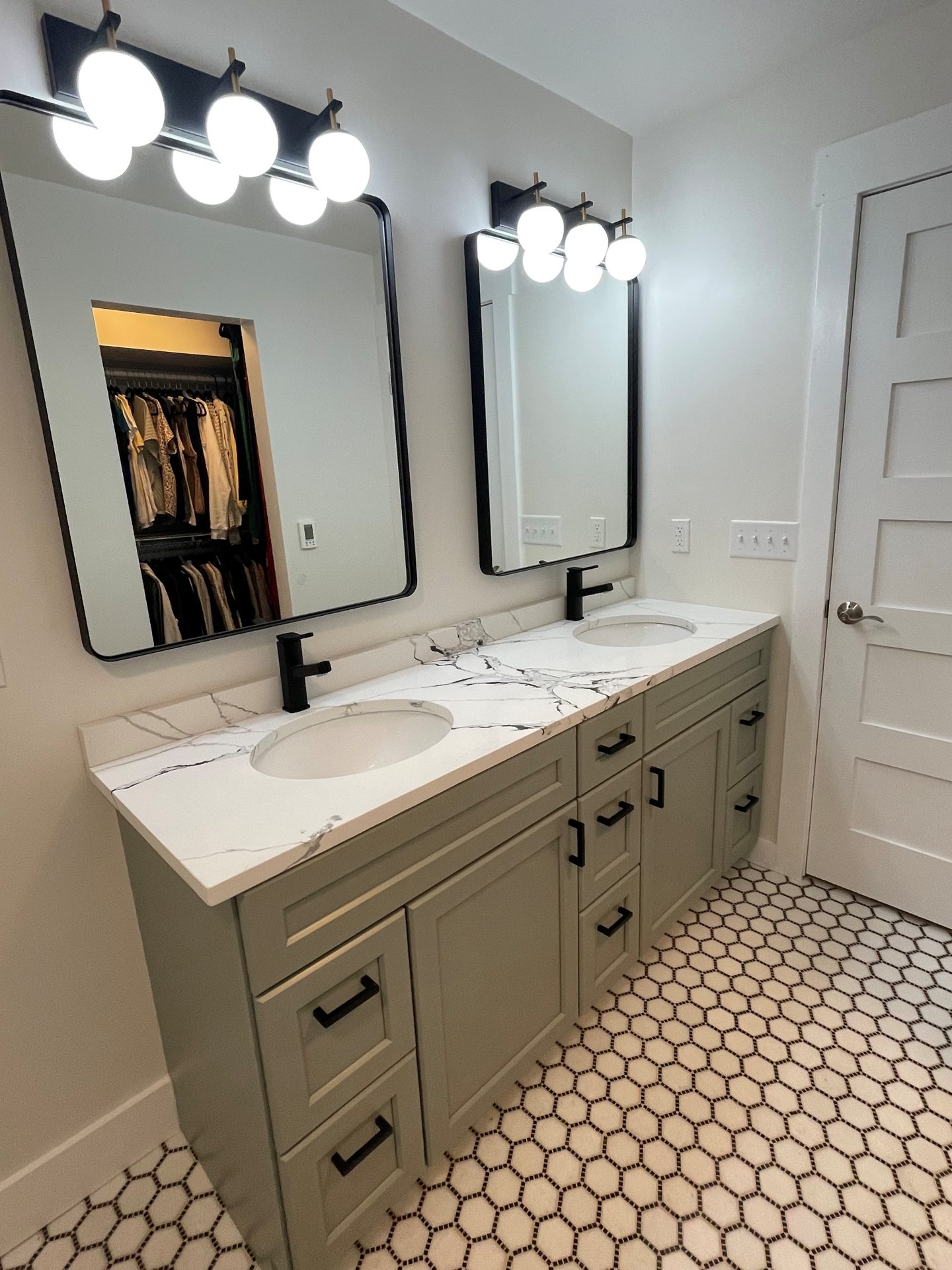 Punaluu countertop installed by Aceno