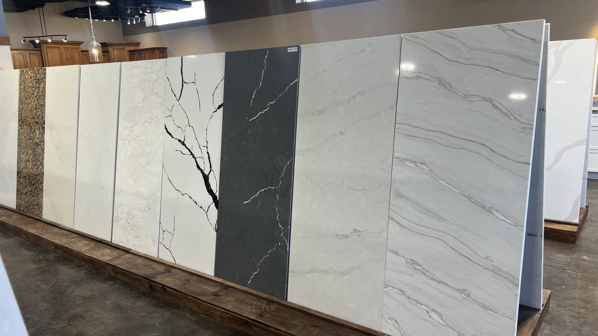 Aceno granite and quartz showroom in Bettendorf